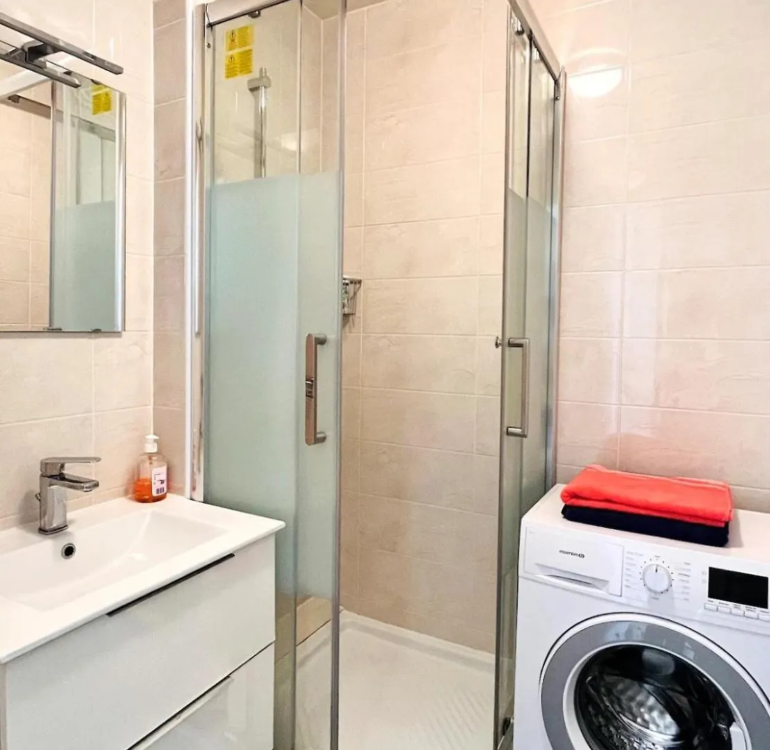 Charmant T3 Paris Avec Parking Prive Apartment 0*,  France